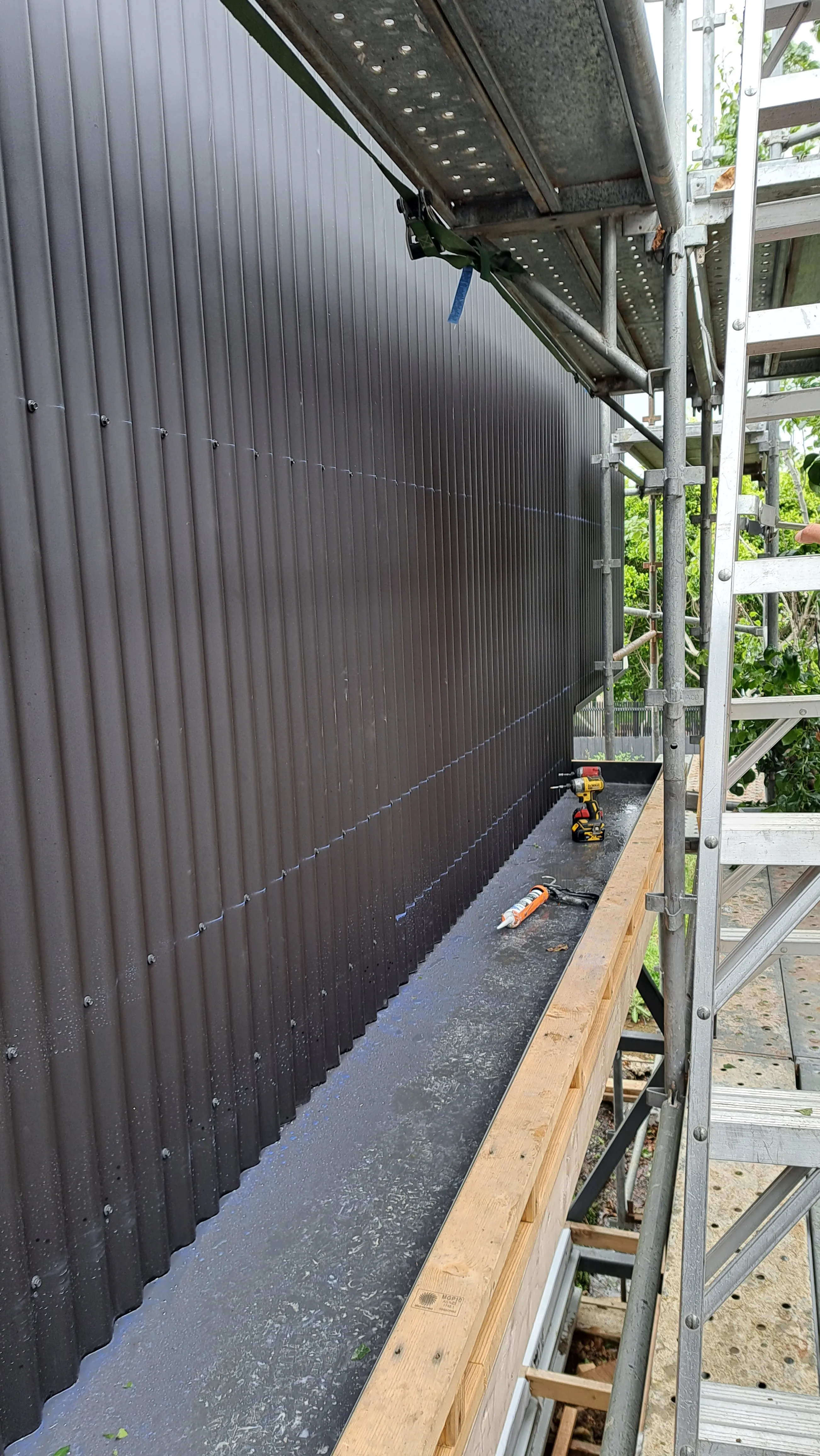 Colorbond Architectural Cladding Northcote Completed — Cascone Roofing