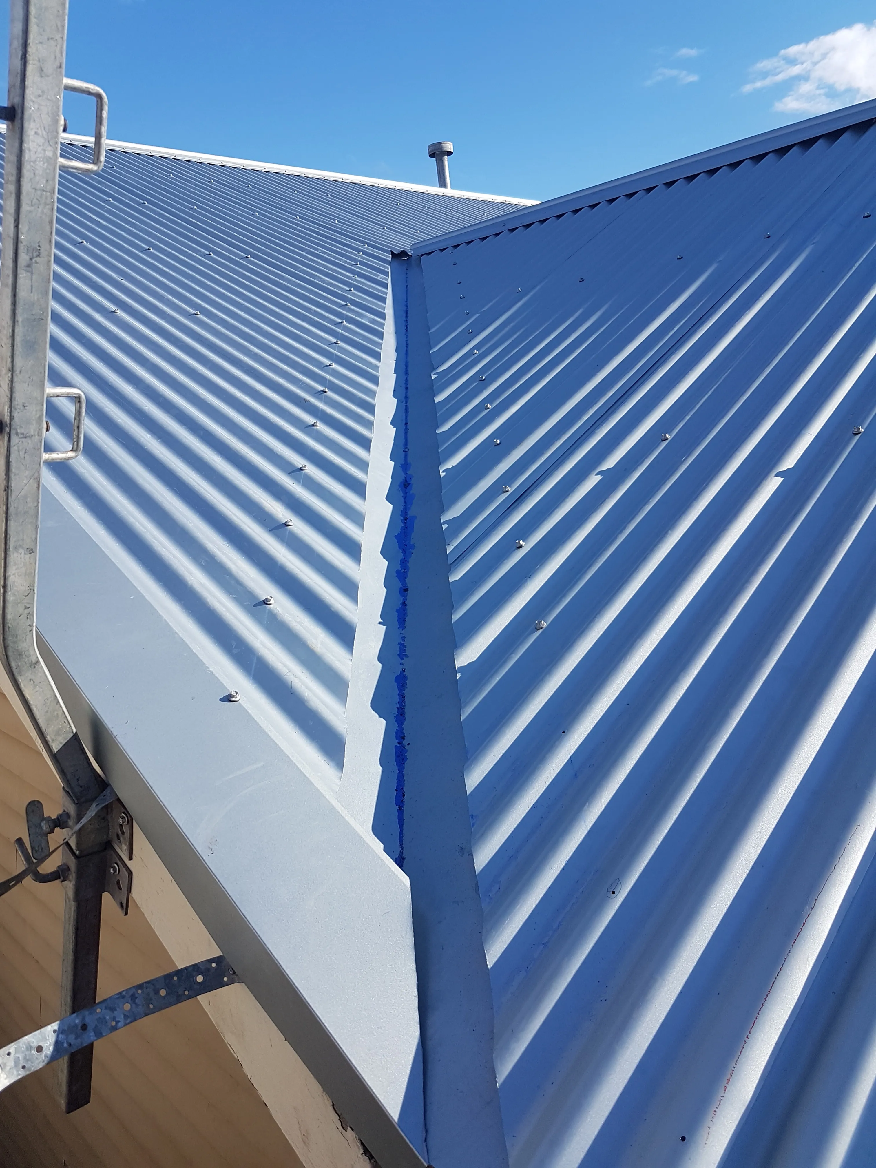 Colorbond Reroof Northcote Completed — Cascone Roofing
